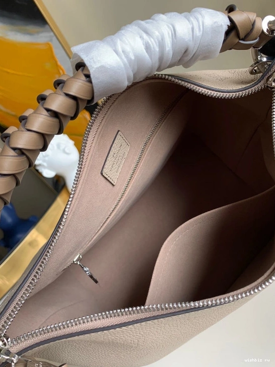 WIS VUITTON LOUIS HOBO MM BEAUBOURG 0811
